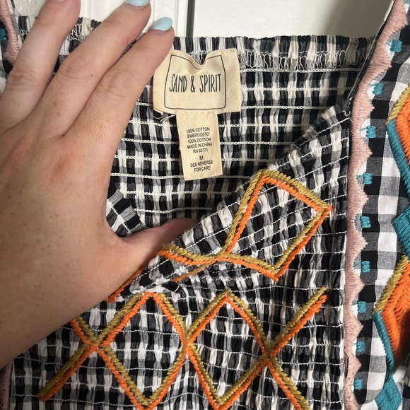 🔴 CLEARANCE
Stylish Off-Shoulder Checkered Dress with Embroidery - Picture 3 of 4